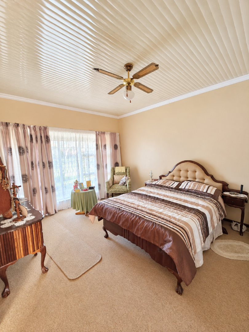 4 Bedroom Property for Sale in Wilkoppies North West